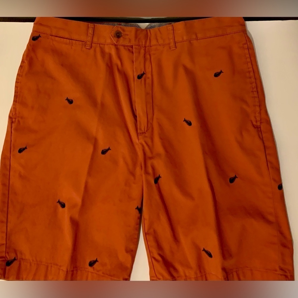 Cremieux Coral Men’s Shorts with Black Fish Details Size 34